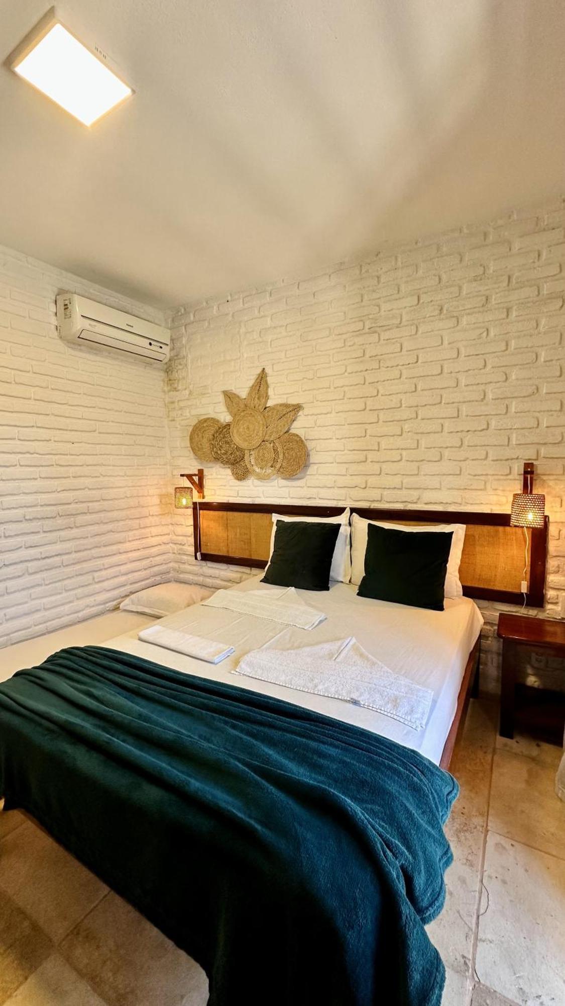 Suites Bosque De Flecheiras Extérieur photo